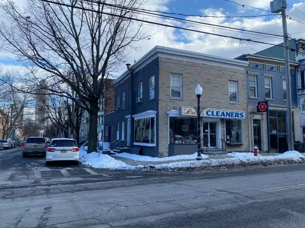 410 Hamilton St, Albany, NY 12210
