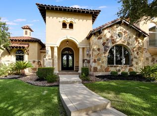 38 Champions Run, San Antonio, TX 78258