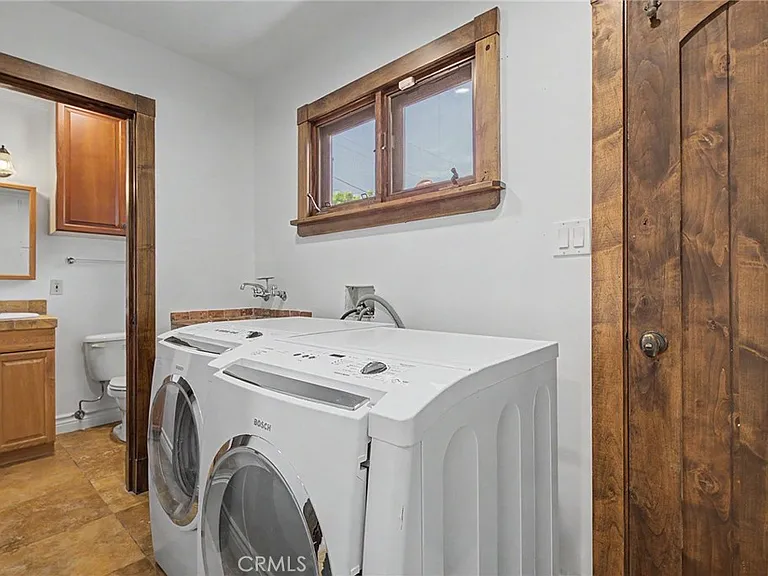 738 N Kenter Ave — Photo 34