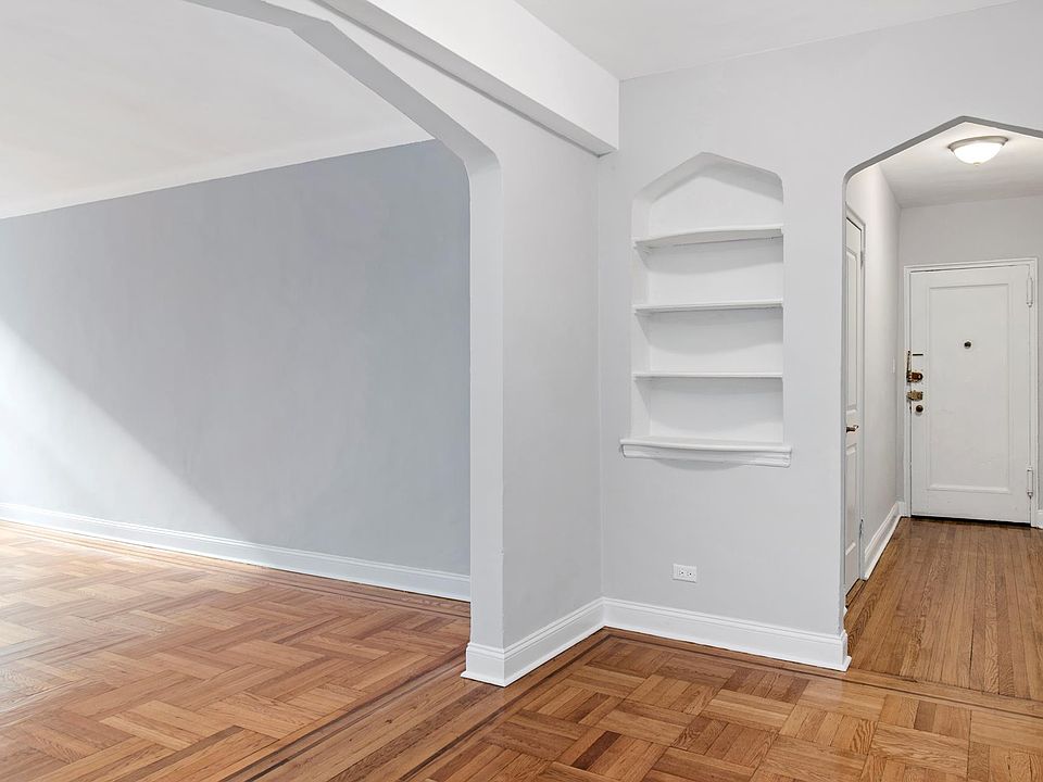 1st image of 135 Hawthorne St APT 3H