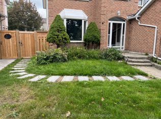45 Stiver Dr, Newmarket, ON L3Y7V8