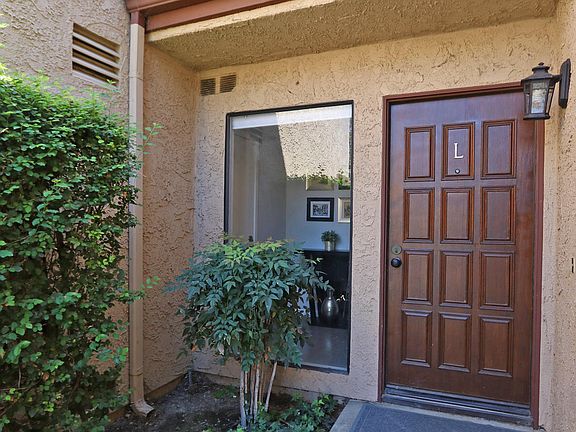 2nd image of 904 S Canyon Blvd Unit L