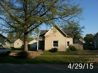 1111 Plum St, Marshall, IL 62441