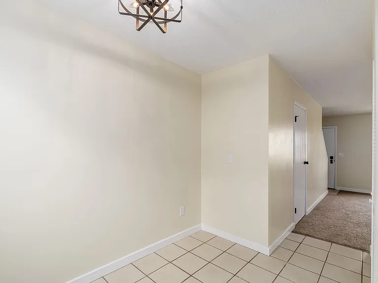 2740 Christine Blvd — Photo 9