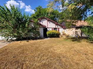 3906 Lemon Tree Ln, Houston, TX 77088