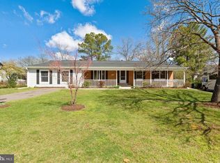 304 W Vernon Ct #2, Sterling, VA 20164