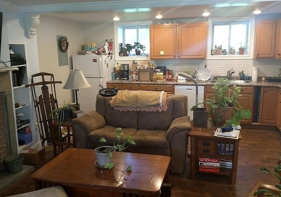 1st image of 53 Dutch St APT 1
