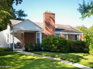 2706 Ross Rd, Chevy Chase, MD 20815