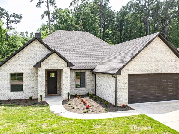 309 Saddle Brook Cir, Hallsville, TX 75650