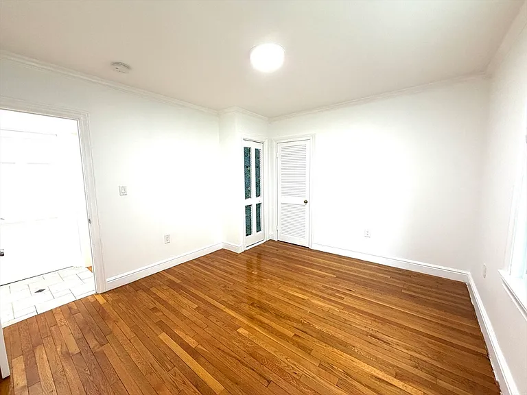 2329 Centre St #1 — Photo 13