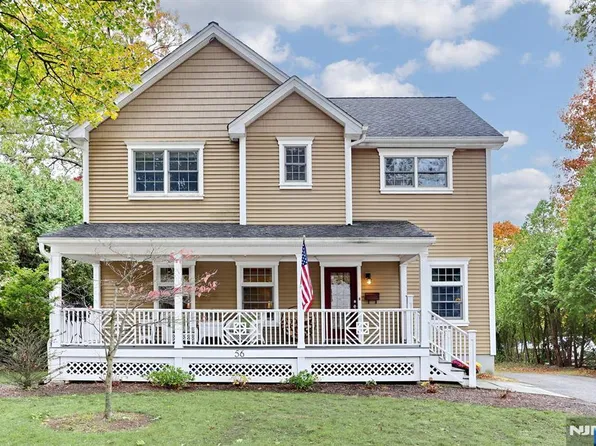 56 E Center St, Midland Park, NJ 07432