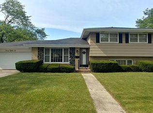 786 W Millers Rd, Des Plaines, IL 60016