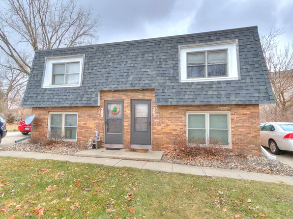 200 Wellons Dr #202, Ames, IA 50014