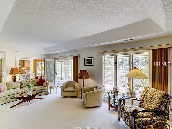 4th image of 15 Audubon Pl