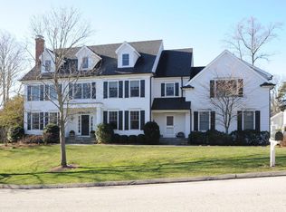 12 Scofield Ln, New Canaan, CT 06840