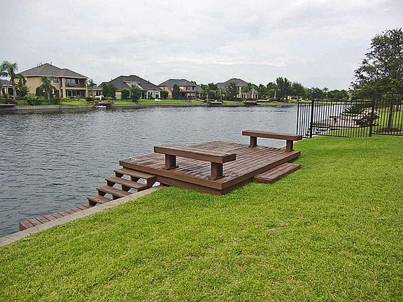  Waterfront Living * Enjoy Fishing & Boating From Your Private Dock * People Powered Or Electric Boats