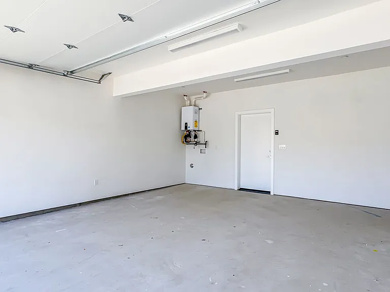 946 Lucile Ave — Photo 26