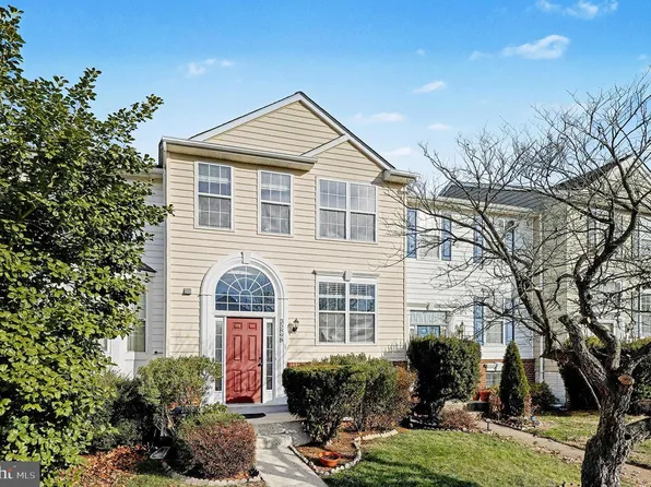 35898 Clover Ter, Round Hill, VA 20141