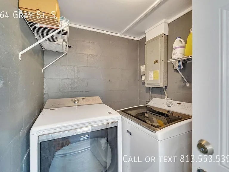 664 Gray St S — Photo 20