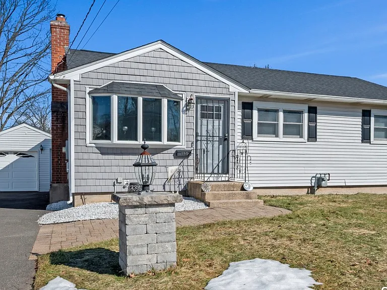 192 Wolcott Hill Rd — Photo 10