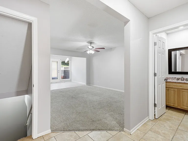 13012 S Washington Ct — Photo 2