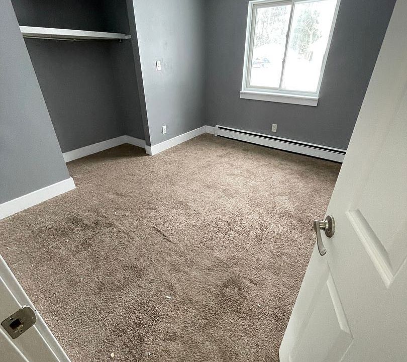 2nd image of 201 Division St