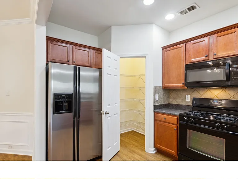 1652 Coleville Oak Ln — Photo 5