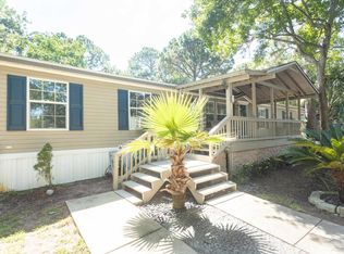 2022 Truman Dr, Navarre, FL 32566