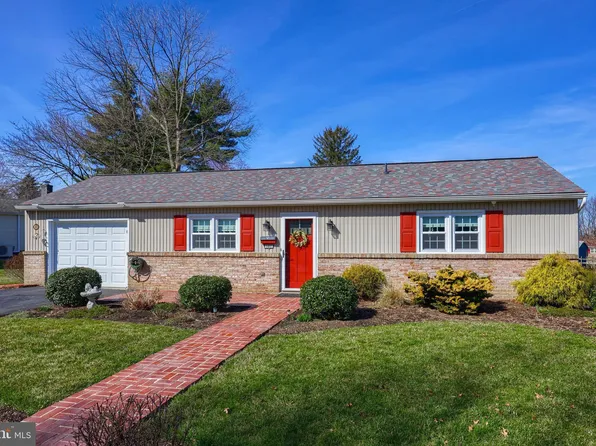 107 Washington St, Strasburg, PA 17579