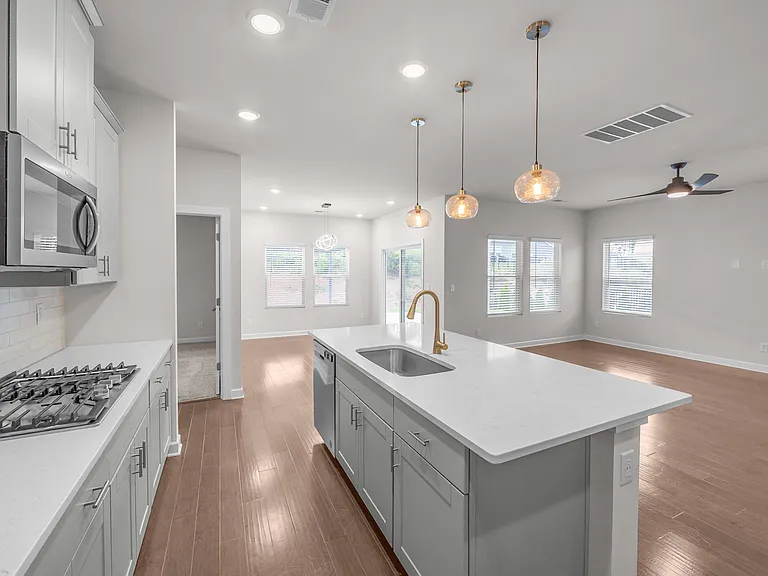 6407 Barcelona Way — Photo 8