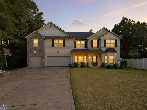 4041 Riverchess Dr SW, Atlanta, GA 30331