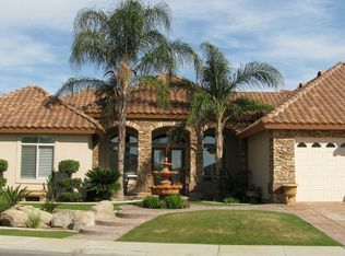5710 Grandifloras Dr, Bakersfield, CA