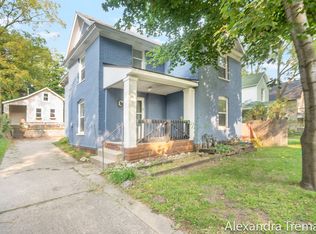 711 Clancy Ave NE, Grand Rapids, MI 49503