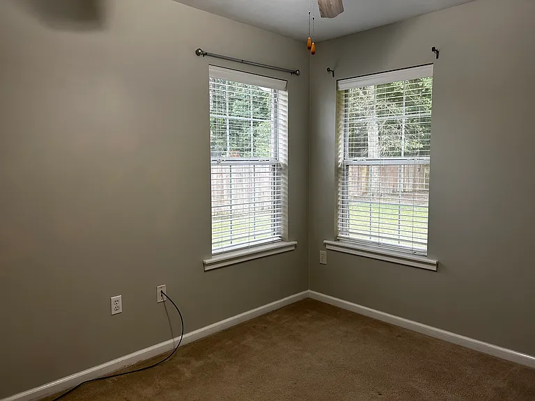 6102 Fagan Cir — Photo 16