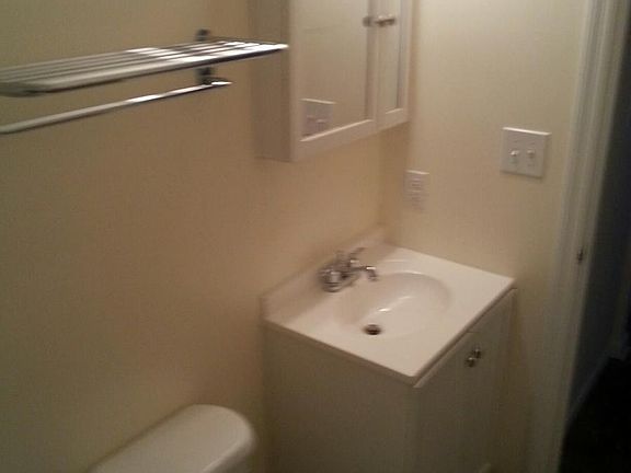 3rd image of 1217 Holden Dr