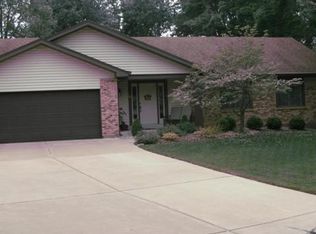 18 Plymouth Ct, Saint Charles, MO 63304