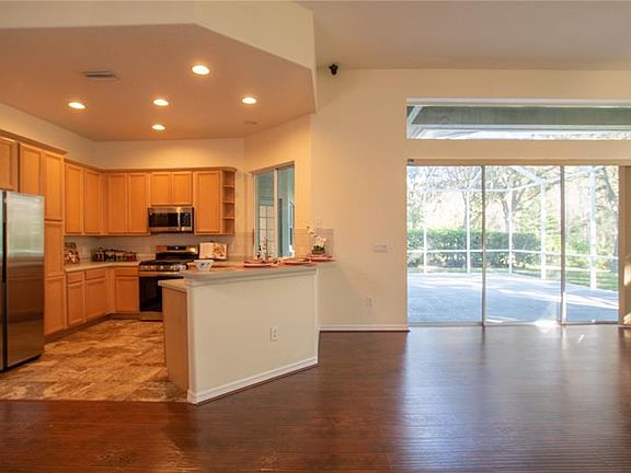 5th image of 8356 Golden Prairie Dr