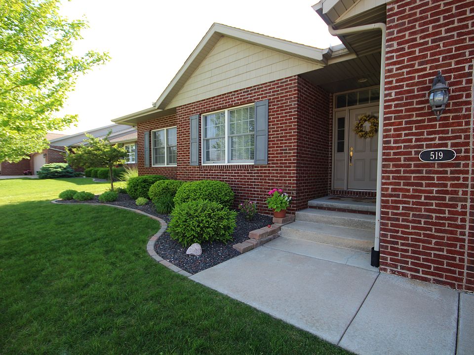 2nd image of 1530 Udell St