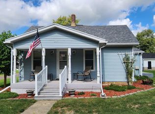107 Olive St, Colfax, IL 61728