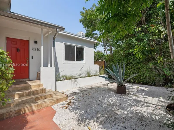 8230 NE 1st Pl, Miami, FL 33138