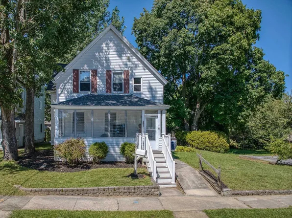 101 Blossom Street, Nashua, NH 03060