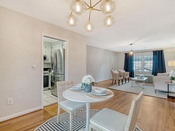 3rd image of 204 Sans Souci St #6C