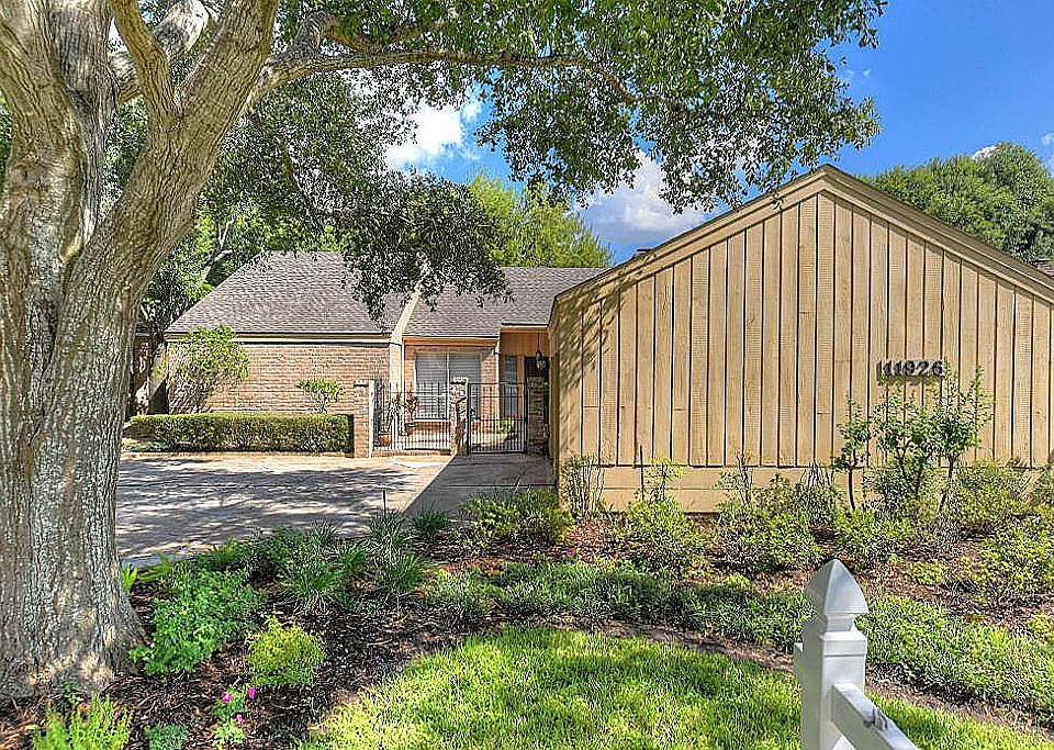1st image of 11926 Briar Forest Dr