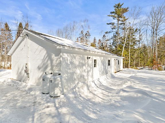 5th image of 398 Hudson Hill Road