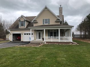 7036 Palas Verdes Dr, Port Sanilac, MI 48469