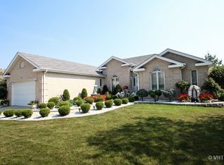 15241 Fieldview Ct, Lockport, IL 60441