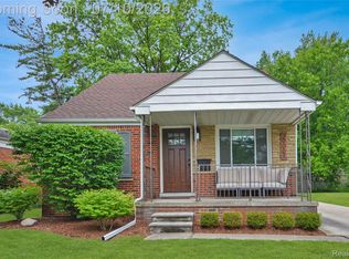 29067 Milton Ave, Madison Heights, MI 48071
