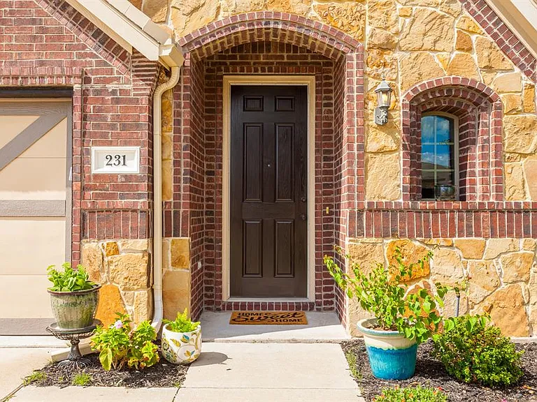 231 Archer Way — Photo 5