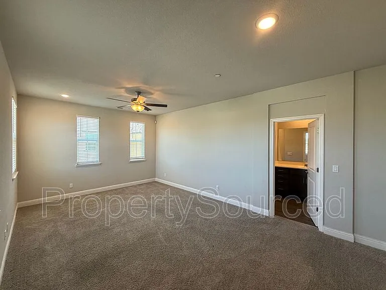 948 Posey St — Photo 25