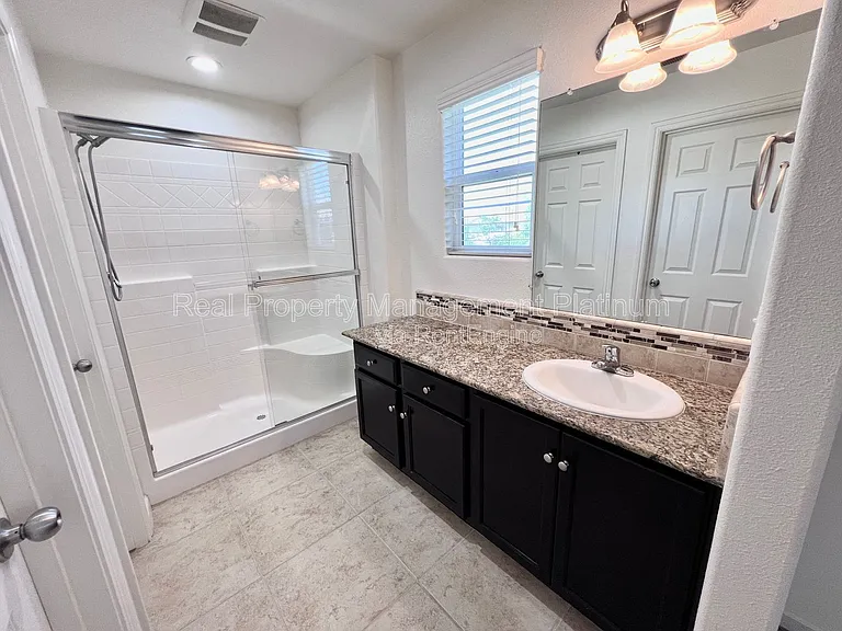 1484 Mosaic Way — Photo 6